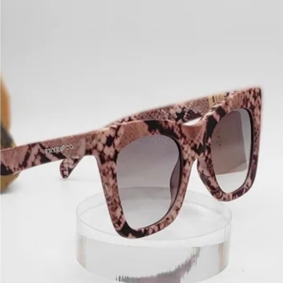 Frye & Co Snakeskin Sunnies.  New with Tags. - Picture 2 of 8